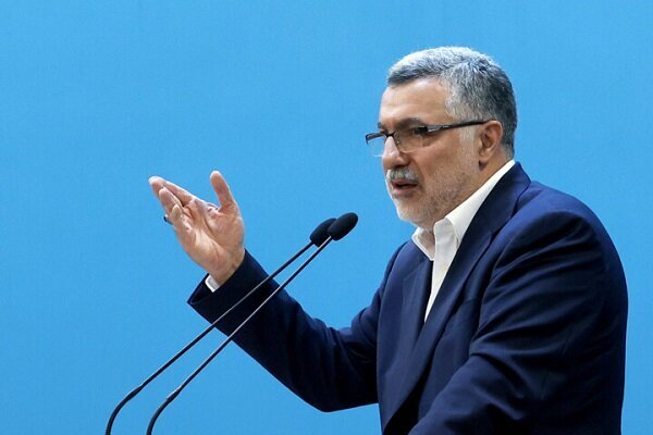 ظفرقندی: پرستاران به خاطر معیشت مهاجرت می کنند