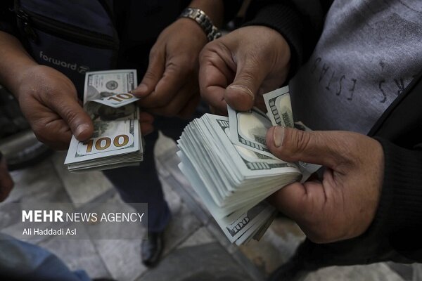 ۱۸ میلیارد دلار ارز در ۱۴۰۳ بازنگشت؛ رقم ۱۴۰۴ تاکنون ۹ میلیارد دلار